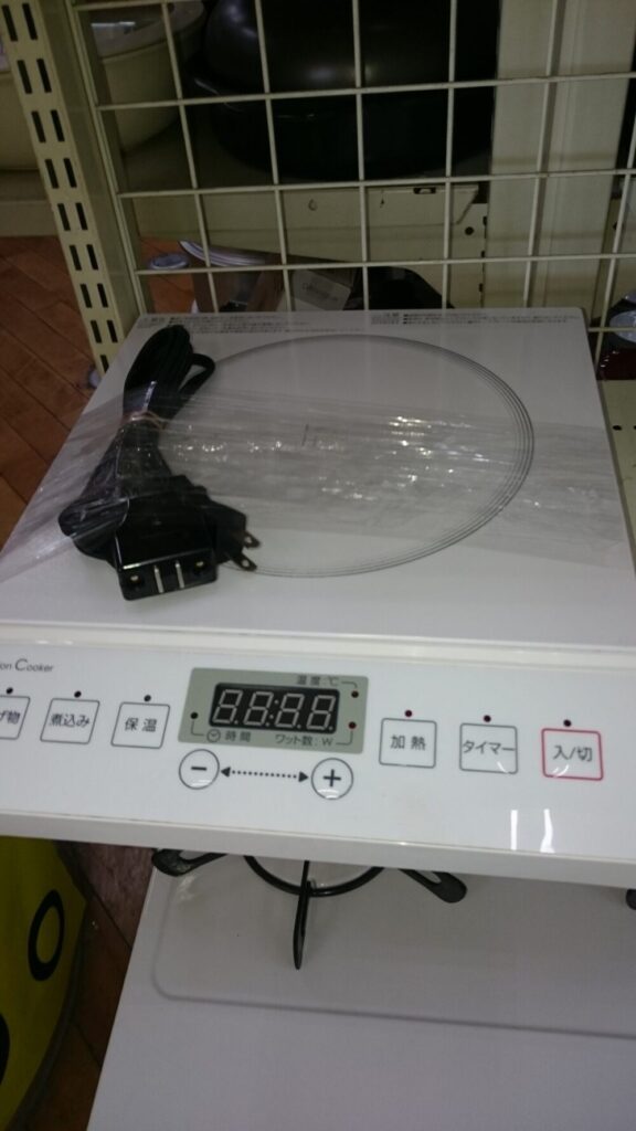 2024.05.11　 ニトリ　 1口IHコンロ　 2017年製 　NT-1400WH　 白　 お買取りしました。 高く買取るゾウ八幡東店